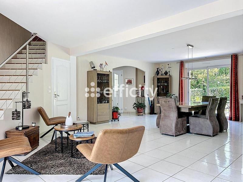 Villa - 290 m² - 9 pièces