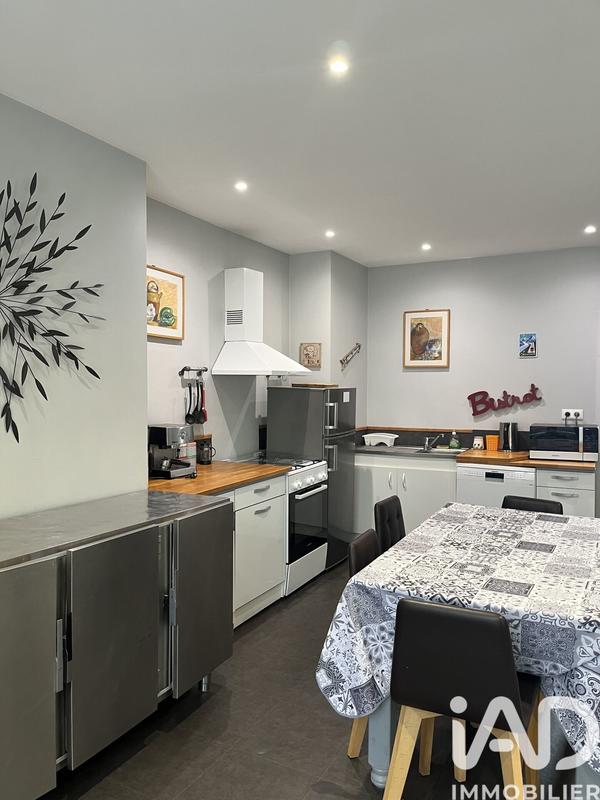 Maison - 291 m² - 7 pièces