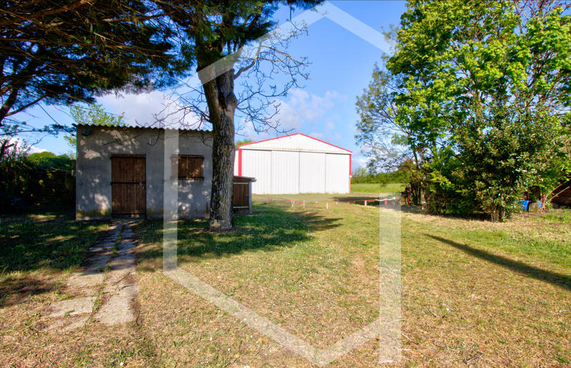 Maison - 200 m² - 4 pièces