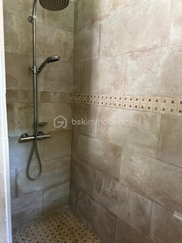 Maison - 187 m² - 6 pièces