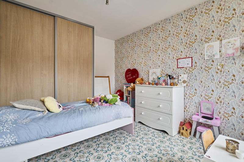 Maison - 202 m² - 8 pièces