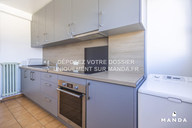 Chambre - 9 m² - 4 pièces