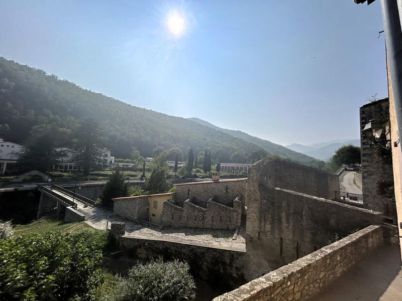 Appartement - 99 m² - 5 pièces