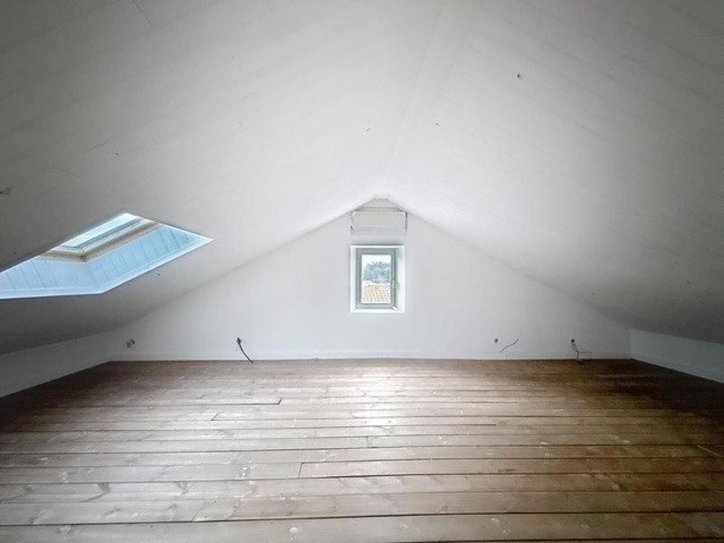 Maison - 185 m² - 5 pièces