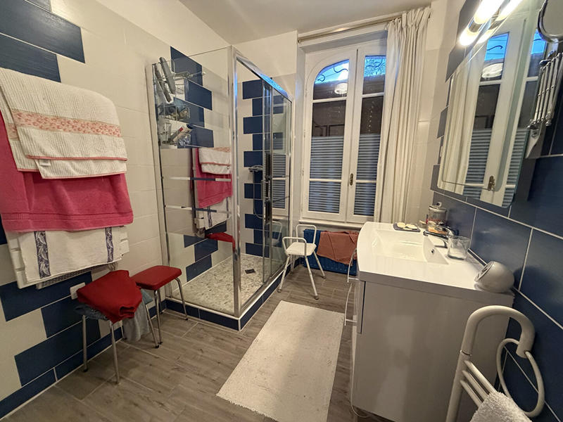 Maison - 145 m² - 7 pièces