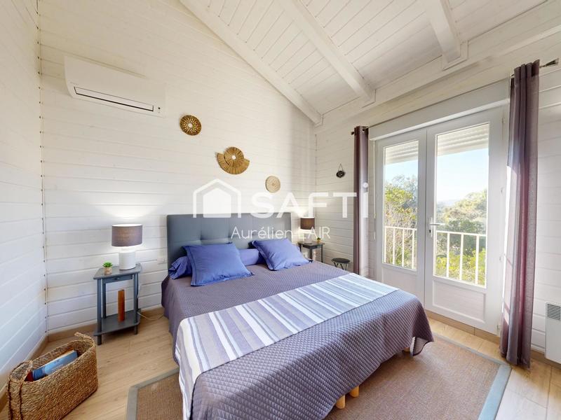 Maison - 180 m² - 7 pièces