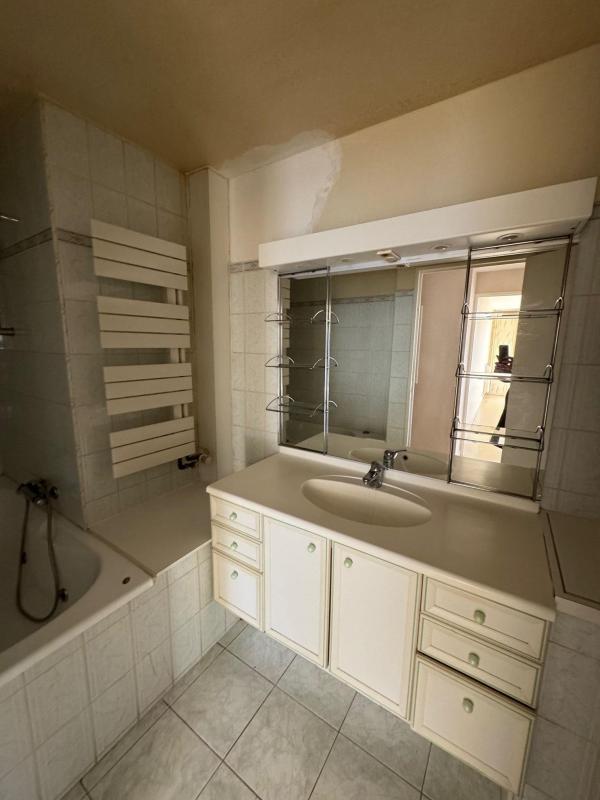 Appartement - 72 m² - 3 pièces