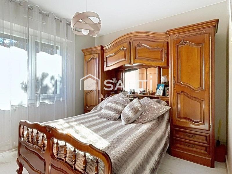 Maison - 97 m² - 5 pièces