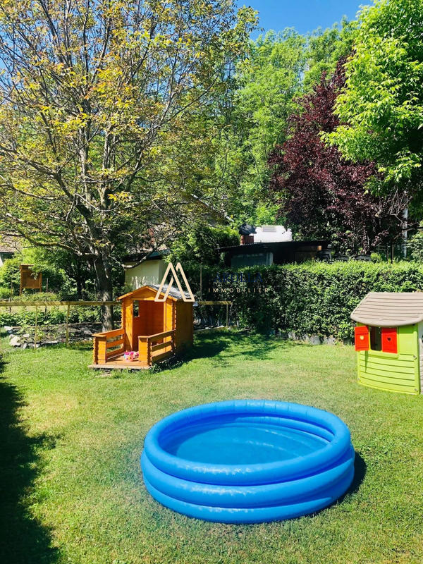 Fonds de commerce - 620 m²