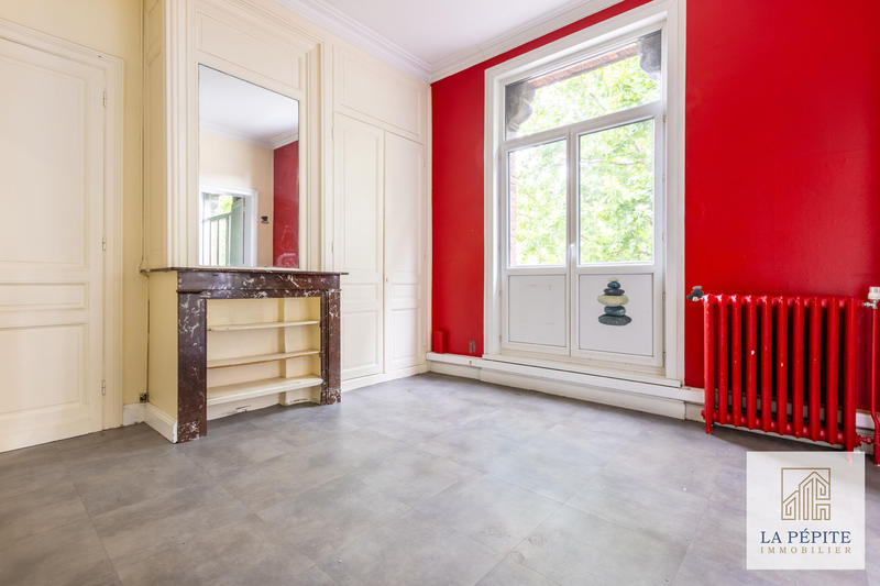 Immeuble - 334 m² - 1 pièce