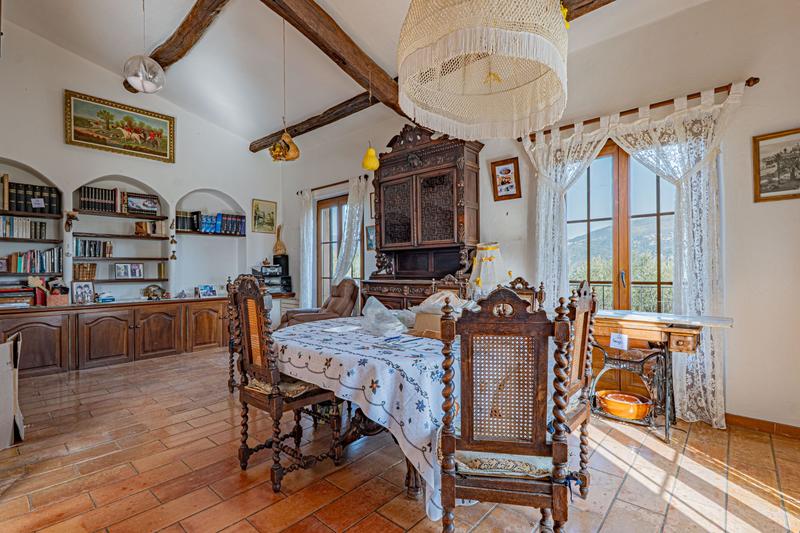 Villa - 101 m² - 4 pièces