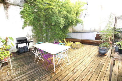 Maison - 250 m² - 9 pièces