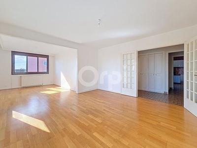 Appartement - 98 m² - 4 pièces