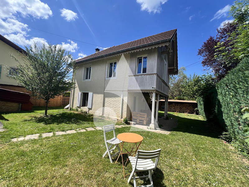 Maison - 110 m² - 4 pièces