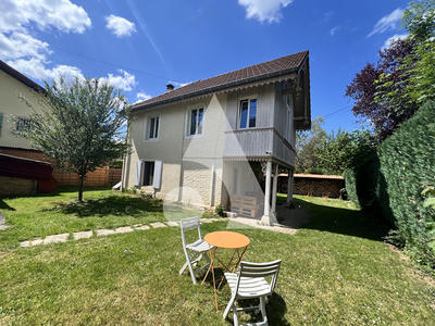Maison - 110 m² - 4 pièces