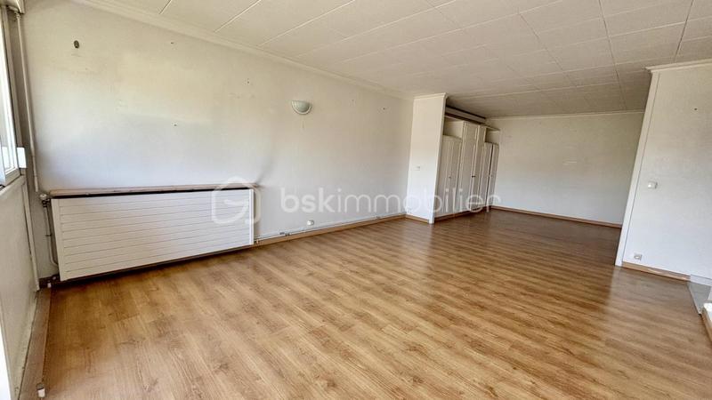Studio - 48 m² - 1 pièce