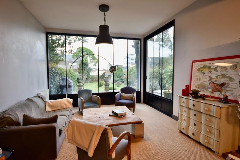 Maison - 208 m² - 8 pièces