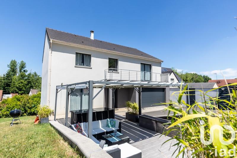 Maison - 195 m² - 6 pièces