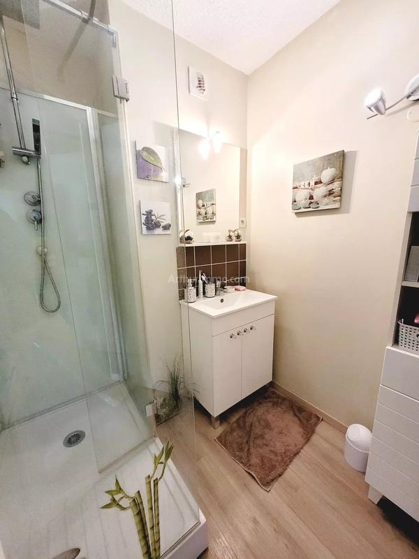 Appartement - 77 m² - 4 pièces