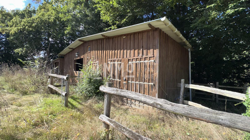 Terrain de loisirs - 25 088 m²