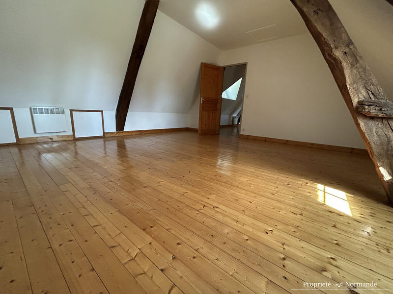 Maison - 310 m² - 11 pièces
