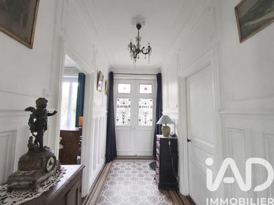 Maison - 210 m² - 9 pièces