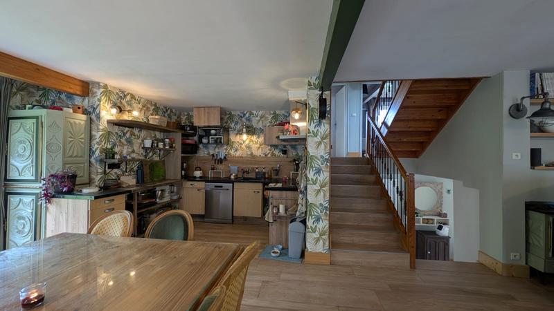 Maison - 170 m² - 8 pièces