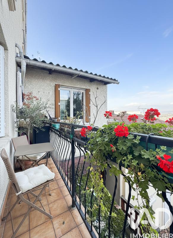 Appartement - 57 m² - 3 pièces