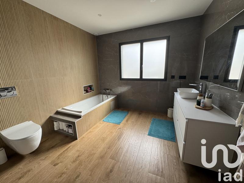 Maison - 155 m² - 5 pièces