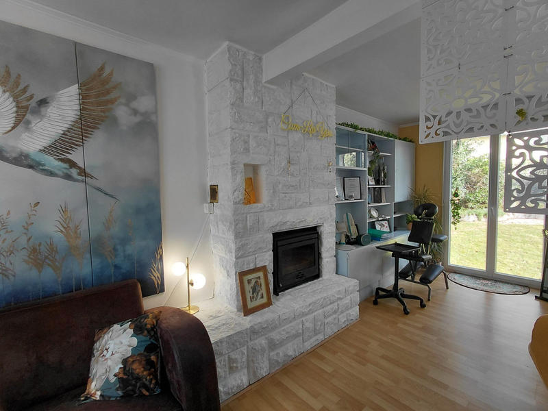 Maison - 92 m² - 6 pièces