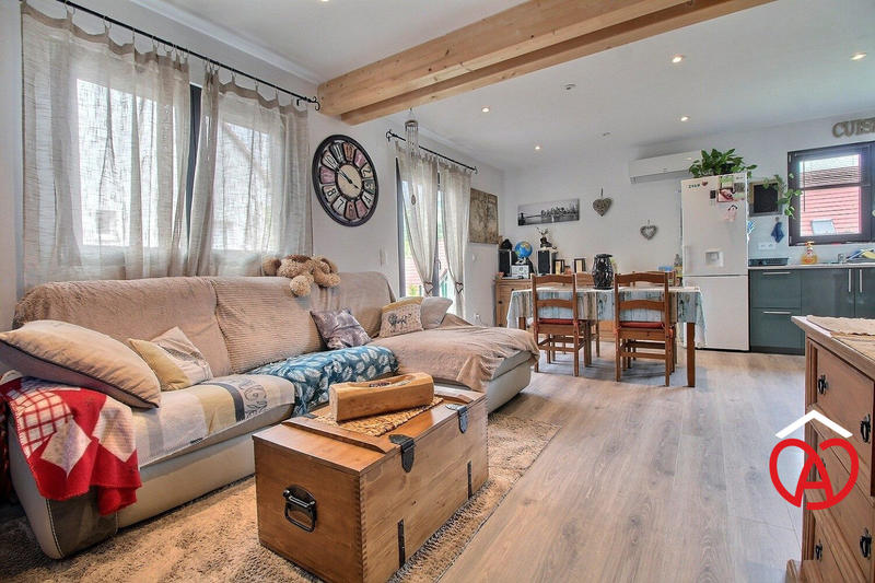 Maison - 106 m² - 5 pièces