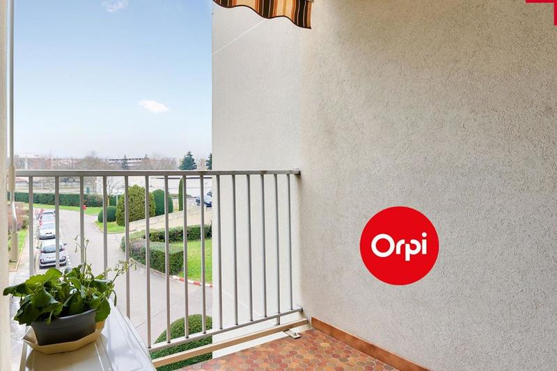 Appartement - 100 m² - 5 pièces