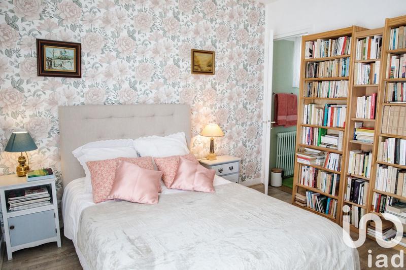 Maison - 248 m² - 10 pièces