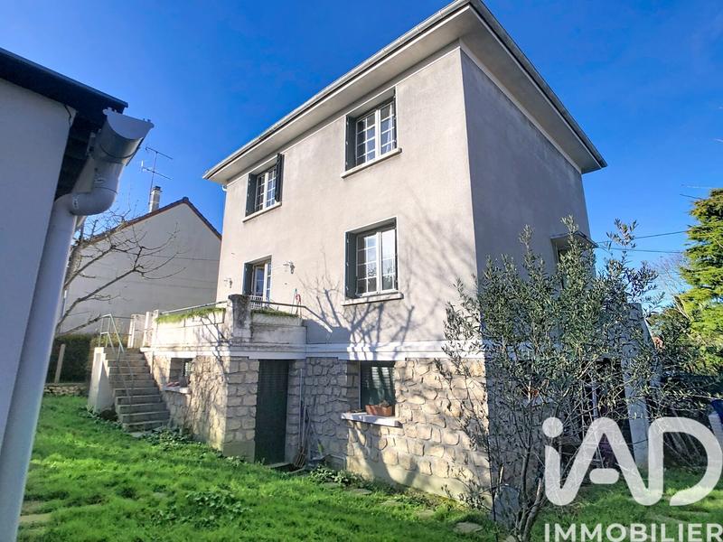 Maison - 140 m² - 6 pièces