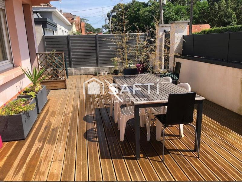 Maison de ville - 100 m² - 5 pièces