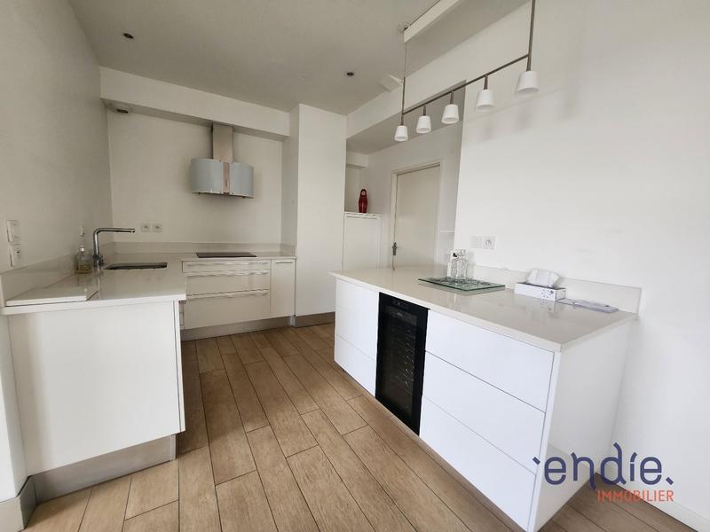 Appartement - 91 m² - 3 pièces