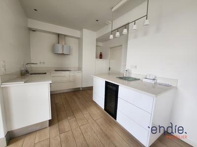 Appartement - 91 m² - 3 pièces