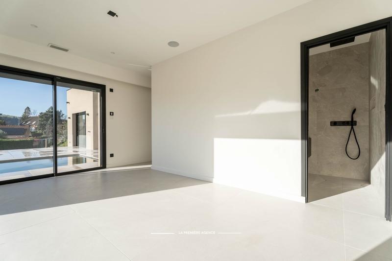 Maison contemporaine - 137 m² - 5 pièces