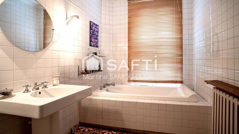 Maison de village - 218 m² - 6 pièces