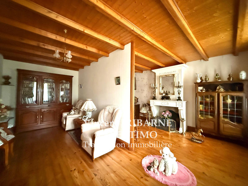 Maison - 200 m² - 6 pièces