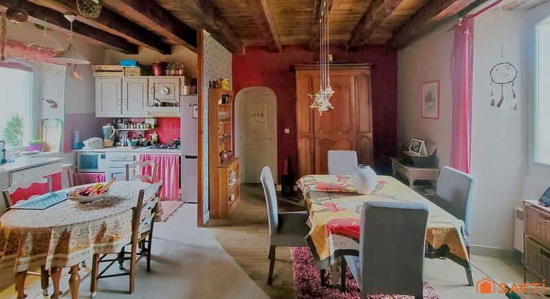 Maison - 85 m² - 5 pièces