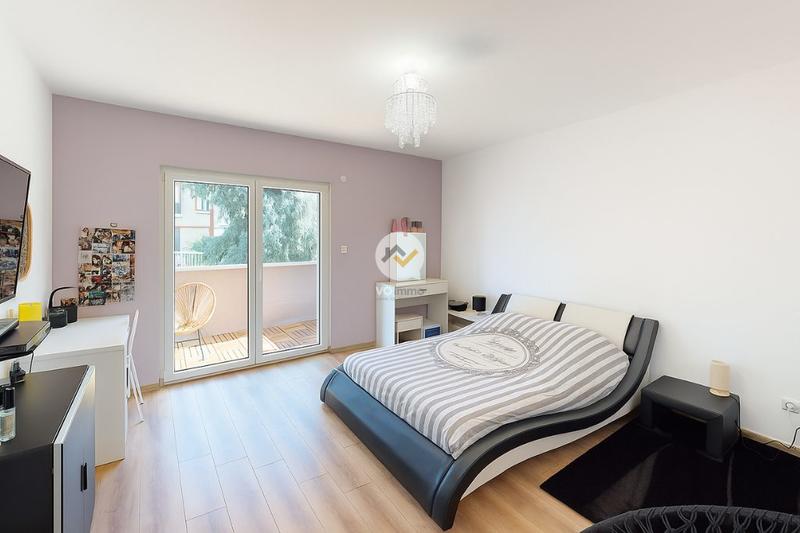 Maison contemporaine - 186 m² - 7 pièces