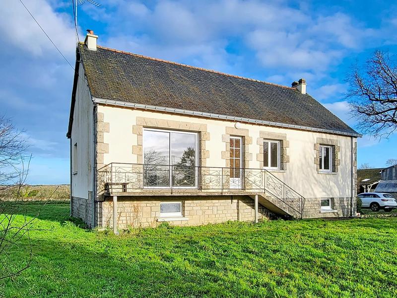 Maison - 88 m² - 6 pièces