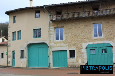 Maison ancienne - 442 m² - 16 pièces