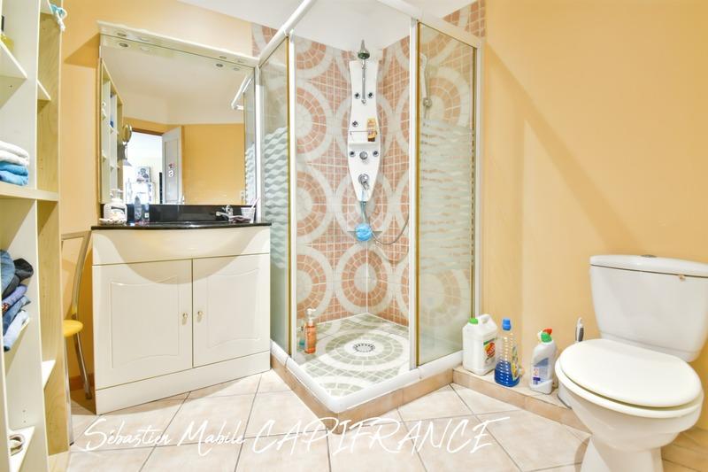 Maison en pierre - 126 m² - 6 pièces