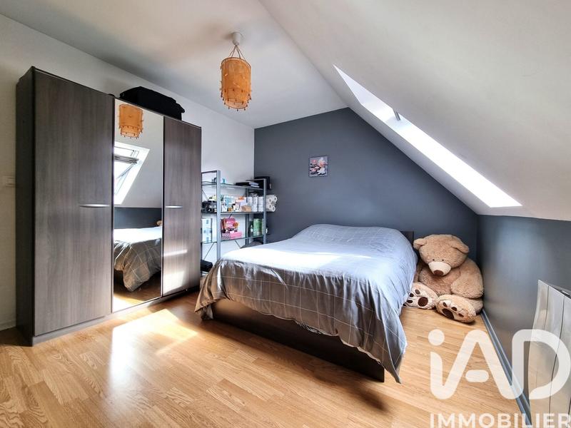 Maison - 80 m² - 5 pièces