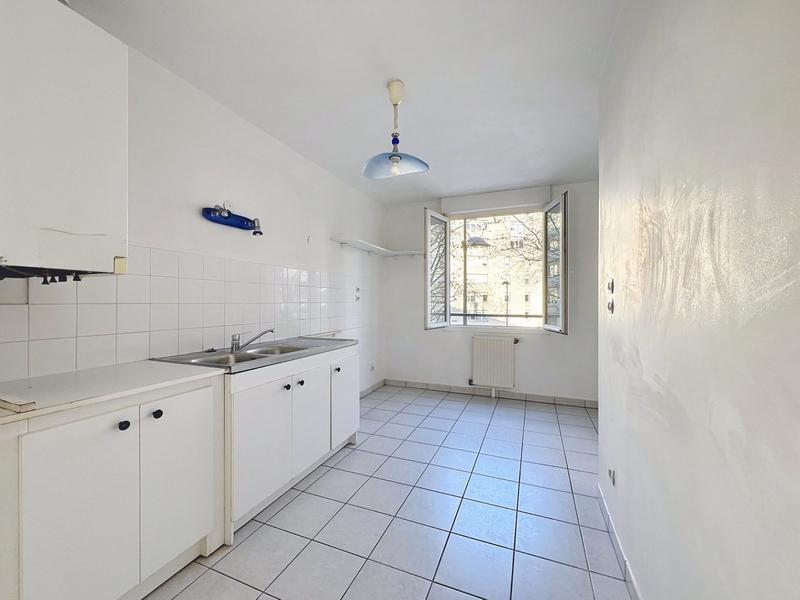 Appartement - 86 m² - 3 pièces