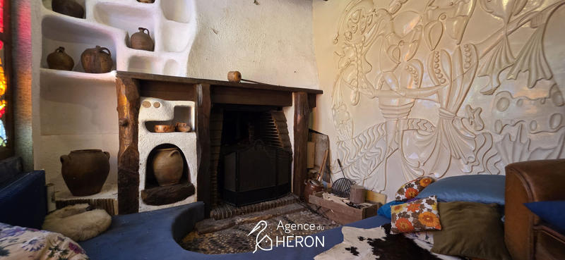 Maison - 201 m² - 7 pièces