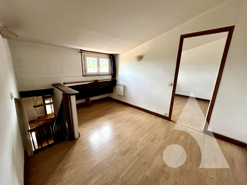 Appartement - 64 m² - 2 pièces