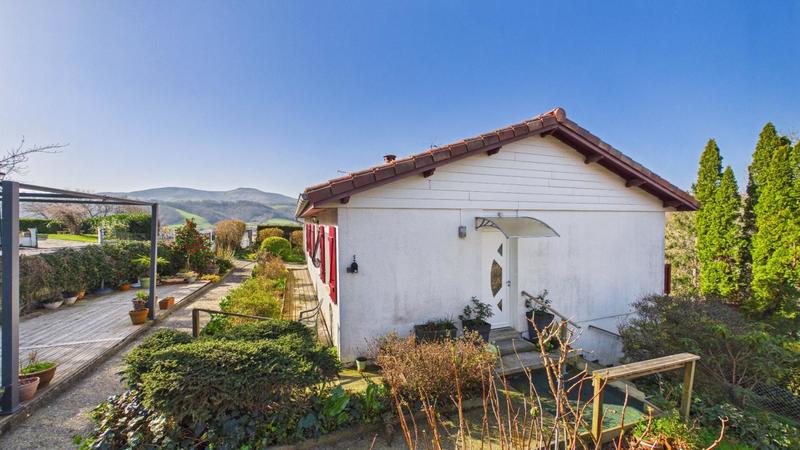 Maison - 105 m² - 4 pièces